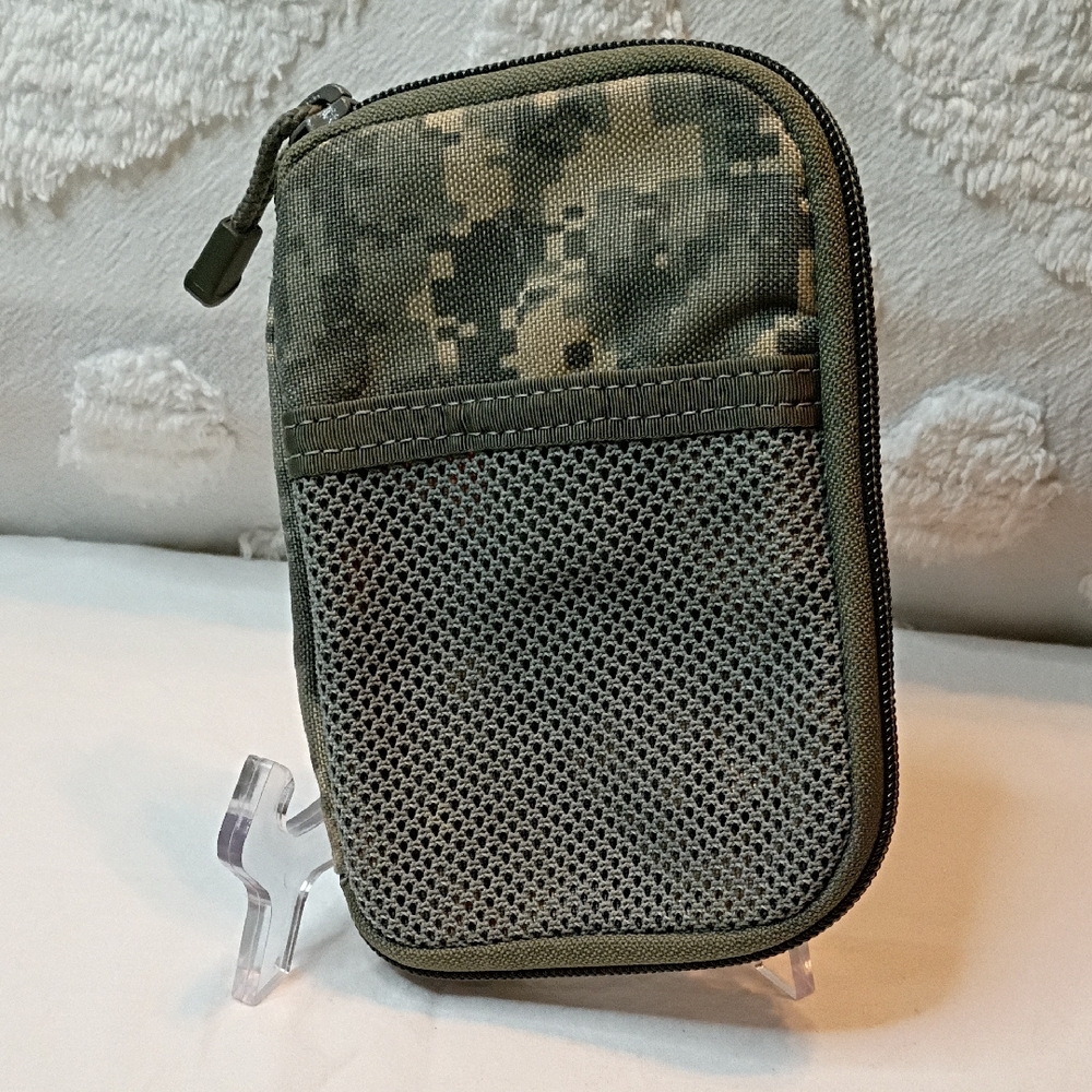 Spec Ops Mini Cargo Pocket Organizer Military Camo